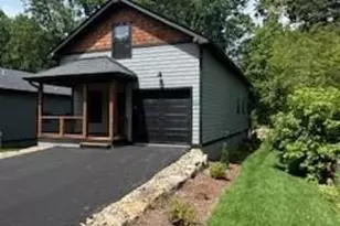 203 2 S Oconeechee Ave, Black Mountain, NC 28711 - Photo 4