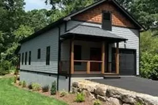 203 2 S Oconeechee Ave, Black Mountain, NC 28711 - Photo 2