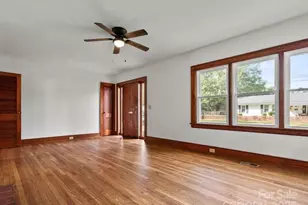 37 Lynn Ave, Cheraw, SC 29520 - Photo 6