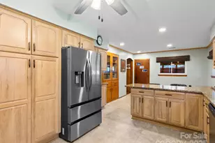 11 Aloha Cir, Candler, NC 28715 - Photo 12