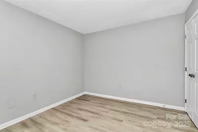 427 W 8th Street, Charlotte, NC 28202 - Photo 28