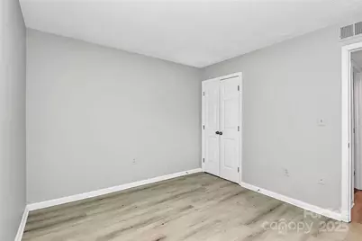 427 W 8th Street, Charlotte, NC 28202 - Photo 30