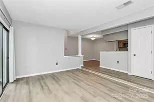 427 W 8th St, Charlotte, NC 28202 - Photo 14