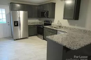 495 S Government St, Lincolnton, NC 28092 - Photo 6