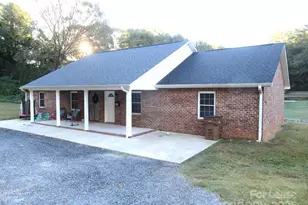 495 S Government St, Lincolnton, NC 28092 - Photo 2