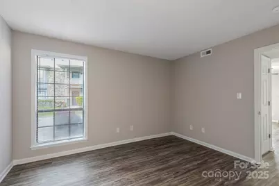 5867 Harris Grove Lane, Charlotte, NC 28212 - Photo 14