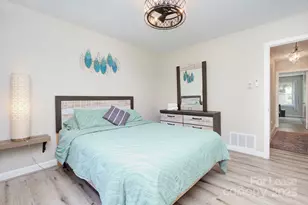 629 Grandin Rd, Charlotte, NC 28208 - Photo 20