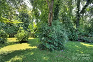 629 Grandin Rd, Charlotte, NC 28208 - Photo 28