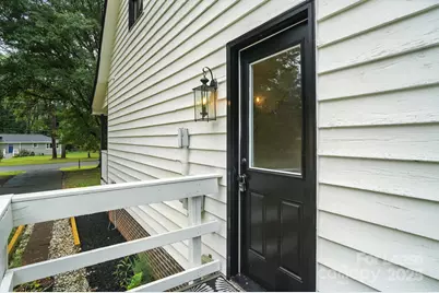 3921 Lake Road, Charlotte, NC 28269 - Photo 34