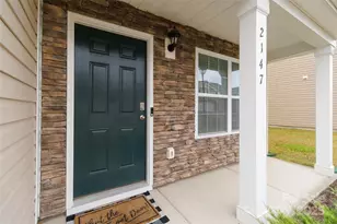 2147 Eastway Dr, Dallas, NC 28034 - Photo 2