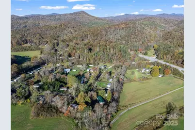 221 Turkey Pen Gap Road, Horse Shoe, NC 28742 - Photo 20