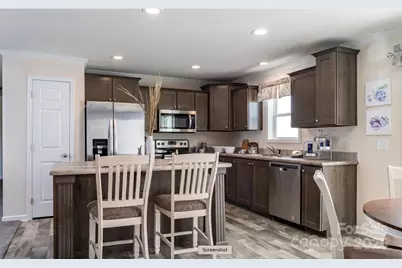 2218 Peachtree Avenue, Great Falls, SC 29055 - Photo 1