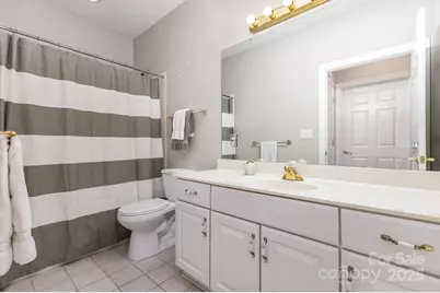 8572 Highland Glen Drive, Charlotte, NC 28269 - Photo 18