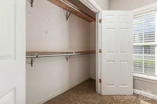 8572 Highland Glen Dr, Charlotte, NC 28269 - Photo 14