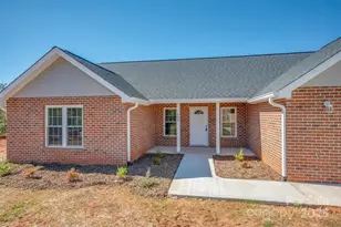 180 Central Pk Cir, Spindale, NC 28160 - Photo 6