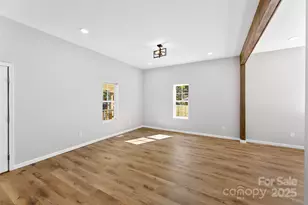 1000 Caldwell St, Statesville, NC 28677 - Photo 6