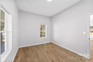 1000 Caldwell St, Statesville, NC 28677 - Photo 10