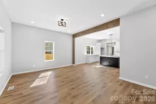 1000 Caldwell St, Statesville, NC 28677 - Photo 10