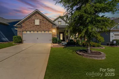 673 Birchway Drive, Fort Mill, SC 29715 - Photo 2