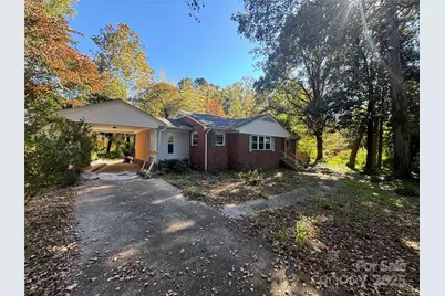 137 Birchwood Drive, Charlotte, NC 28214 - Photo 2