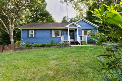 608 Hiawassee Avenue, Black Mountain, NC 28711 - Photo 1