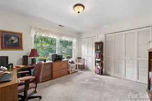 812 Crab Creek Rd, Hendersonville, NC 28739 - Photo 12
