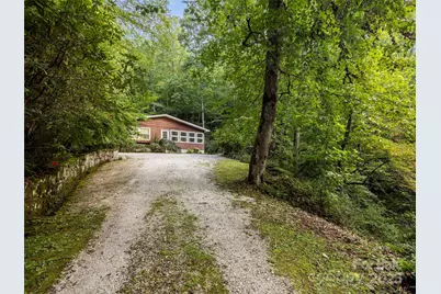 812 Crab Creek Road, Hendersonville, NC 28739 - Photo 22