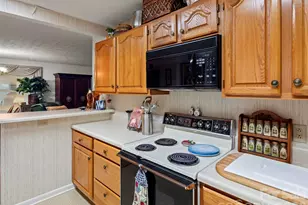 812 Crab Creek Rd, Hendersonville, NC 28739 - Photo 14