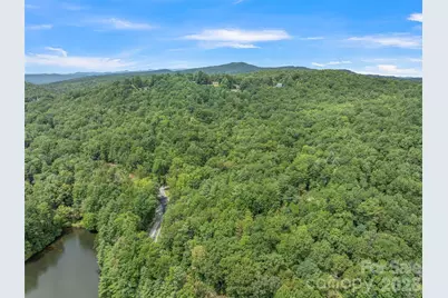 812 Crab Creek Road, Hendersonville, NC 28739 - Photo 28