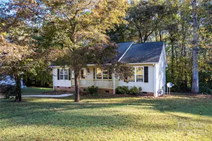 308 Hickory Ln, Salisbury, NC 28147 - Photo 32