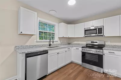 308 Hickory Lane, Salisbury, NC 28147 - Photo 2