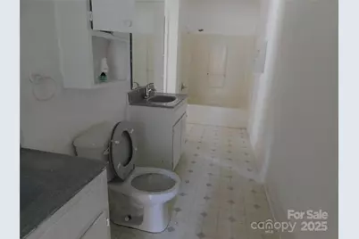 1910 Nc Highway 109 Highway N, Troy, NC 27371 - Photo 14