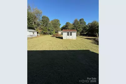 309 Hillside Drive, Lexington, NC 27295 - Photo 2