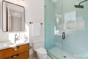 4637 Emory Ln, Charlotte, NC 28211 - Photo 32