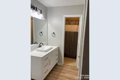 11421 Kingfisher Drive, Charlotte, NC 28226 - Photo 6