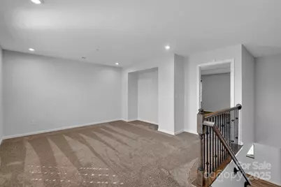 9518 Harvard Oak Court, Charlotte, NC 28269 - Photo 18