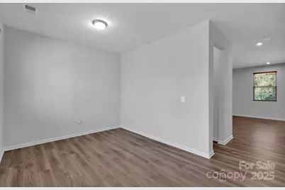 9518 Harvard Oak Court, Charlotte, NC 28269 - Photo 6