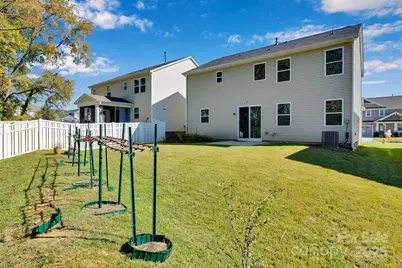 9518 Harvard Oak Court, Charlotte, NC 28269 - Photo 36