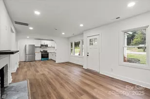928 N Highland St, Gastonia, NC 28052 - Photo 8