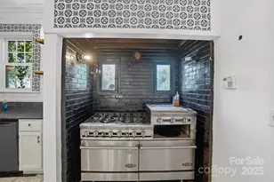 504 S York St, Gastonia, NC 28052 - Photo 18