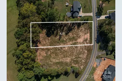 323 Harbor View Drive, Cherryville, NC 28021 - Photo 4