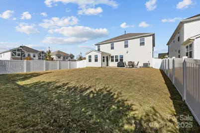 9102 Buckley Court, Charlotte, NC 28269 - Photo 38