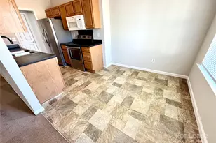 910 Rucker Cliff Dr, Charlotte, NC 28214 - Photo 10