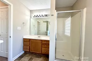 910 Rucker Cliff Dr, Charlotte, NC 28214 - Photo 14