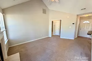 910 Rucker Cliff Dr, Charlotte, NC 28214 - Photo 6