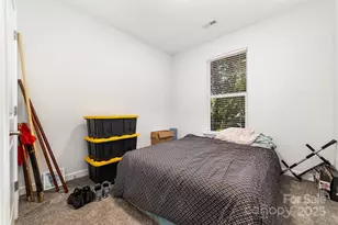 204 E Page Ave, Gastonia, NC 28052 - Photo 14