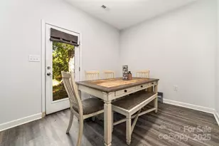 204 E Page Ave, Gastonia, NC 28052 - Photo 8