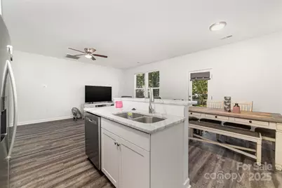 204 E Page Avenue, Gastonia, NC 28052 - Photo 16