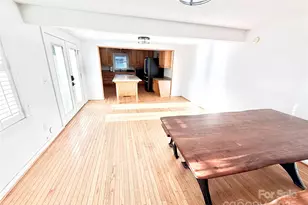 718 Bald Mountain Rd, Burnsville, NC 28714 - Photo 12