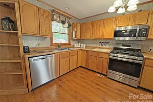 1622 Meadow Fork Rd, Hot Springs, NC 28743 - Photo 8